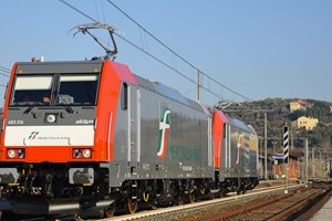 Parte il treno merci a frequenza regolare tra Italia e Cina