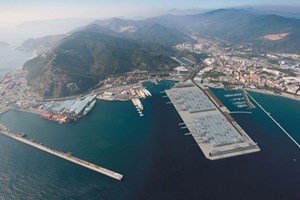 Lo scalo container di Vado Ligure completato al 77%