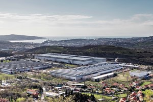 Trieste si candida a terminal europeo della nuova Via della Seta marittima