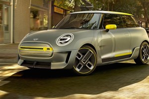 Cina, cede ancora l'auto tradizionale ma sale l'elettrico