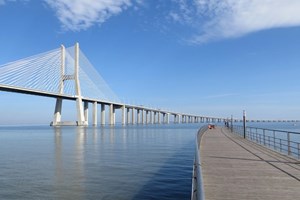 Portogallo, gli investimenti cinesi salgono al 3% del pil