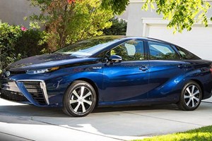 Tra Tesla e Mirai, la Cina sceglie le batterie a stato solido