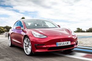 I dazi impongono a Tesla di alzare il prezzo del Model 3 in Cina