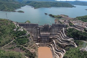 La Cina porta Salini a esempio della cooperazione in Africa