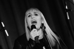 Il melting pot vincente di Alessia, star della canzone italo-cinese