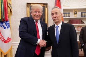 Cina, rallenta il trend di crescita, incertezze nelle trattative sui dazi
