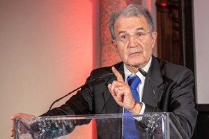 Prodi, un'Europa più unita deve mediare tra Cina e Stati Uniti 