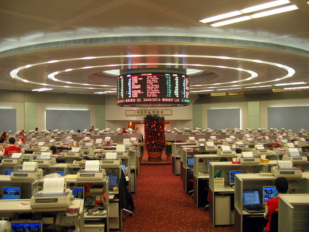 Hkse cerca opportunità all'estero