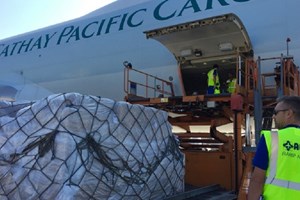 Triplicano i costi del cargo aereo. Pechino vuole aiutare il vettore