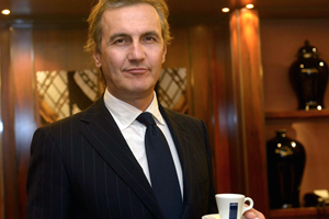 Lavazza porta in Cina l'espresso e apre uno shop a Shanghai