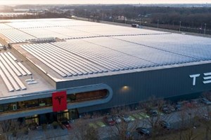 Tesla esporterà in Europa il Model 3 fabbricato a Shanghai 