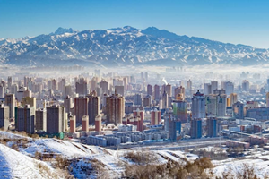 Il boom del commercio tra Xinjiang ed Europa lungo la Via della Seta