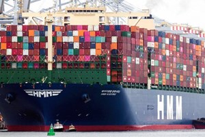 Il caso Suez non scoraggia gli ordini di mega portacontainer