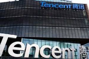 Tencent chiuderà stanotte i giochi online per i minorenni. Il titolo affonda