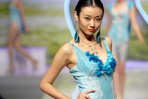 Raddoppia sul 2019 la moda italiana in Cina e batte la Francia