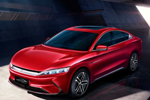 Cina, calo del mercato dell'auto, ma crescono le elettriche