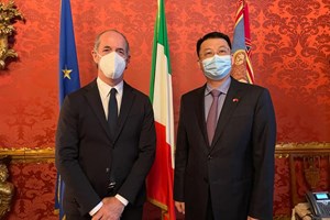 Il Veneto guarda alla Cina. Zaia riceve il console Liu