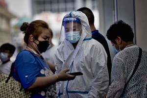 Cina, le restrizioni anti-Covid intaccano la crescita economica