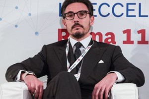 Angelini sale nella jv che produce a Shanghai e punta sulla meccanica