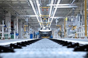 Tesla, la siccità in Sichuan crea problemi di approvvigionamento