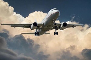 Charter cinesi in Usa ed Europa, non sono turisti ma imprenditori