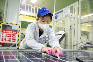 Dopo i chip i pannelli solari, si allarga la competizione Usa-Cina