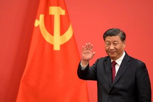 Che fioriscano i consumi, l'invito di Xi al governo cinese
