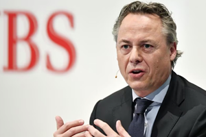 Ubs punta a entrare nel business dei fondi comuni in Cina 