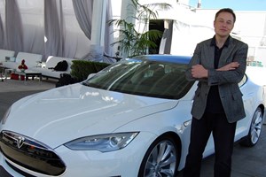 Tesla costruirà una nuova megafactory a Shanghai