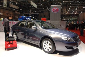 Auto elettriche, in Cina salgono i marchi locali, Byd fa +69%