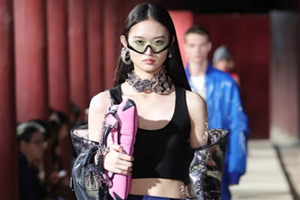 Gucci sfila a Seoul nel più vasto palazzo reale della Corea 