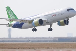 Decolla con 1.200 ordini il concorrente cinese di Airbus e Boeing