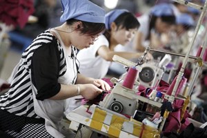 Cina, a maggio l'attività manifatturiera si contrae più del previsto