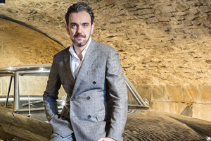 Corneliani, brand della moda uomo, torna al retail in Cina
