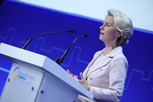 Ue, pronta l'indagine anti-sovvenzioni sulle auto elettriche cinesi