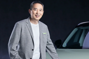 Auto Cina, Mitsubishi si ritira e Mercedes rilancia con Smart