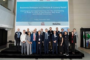 Il lusso italiano va in scena a Hong Kong, le previsioni al 2025