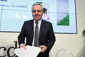 Da Cdp Reti cedola anticipata alla cinese State Grid (120 milioni)