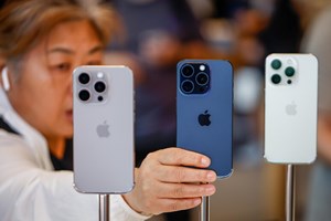 Aumentano i divieti in Cina sull'uso di iphone e tablet Apple 