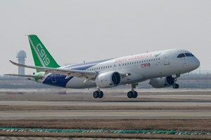 La Cina vuole vendere in Europa il jet civile concorrente di Airbus