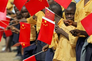 Cina-Africa, rallenta l'interscambio ma cresce il deficit