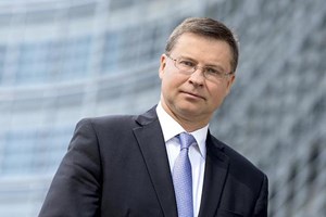 La Ue vacilla sui dazi all'import di auto cinesi, Vw e Bmw esonerate?
