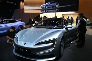 Accelera il mercato dell'auto in Cina trainato dai veicoli elettrici