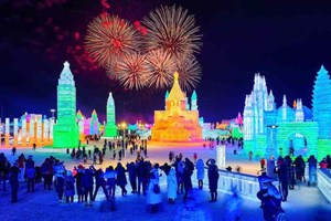 Ghiaccio e neve, ora il turismo invernale infiamma anche i cinesi