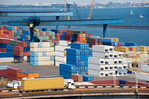 Crollano le spedizioni di container dalla Cina agli Stati Uniti