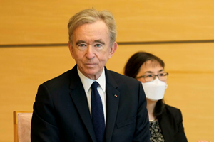 Lvmh punta forte sulla Cina, quattro aperture in un colpo solo