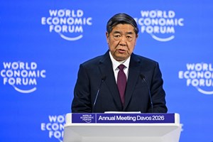 L'impegno di He Lifeng a Davos: la Cina una potenza dei consumi
