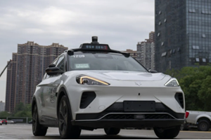 A Wuhan si bloccano contemporaneamente i robotaxi, nessun ferito