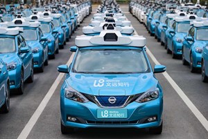 Dalla Cina all’Europa, Madrid apre la corsa dei robotaxi nella Ue